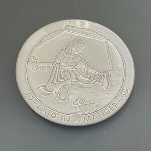 Frankoma 1969 Laid in a Manger Christmas Nativity Plate Signed John Frank VTG